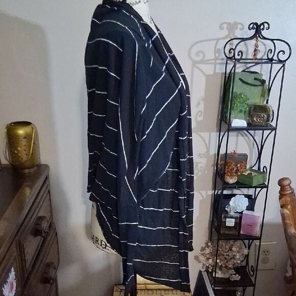 Victorias Secret Striped Black & White Open Front Women's Light Cardigan S/P - Picture 3 of 8
